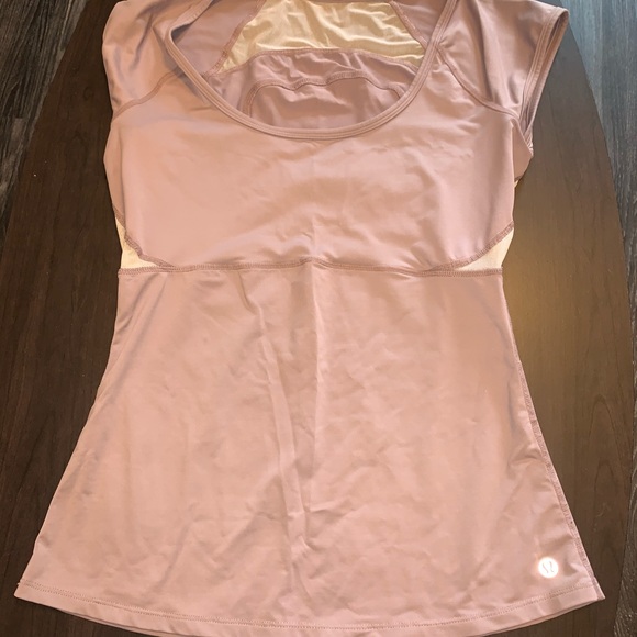 Lululemon T-shirt - Picture 2 of 3